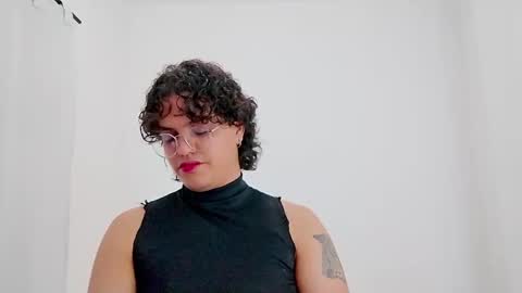 Diane Blosson online show from February 20, 2:00 am