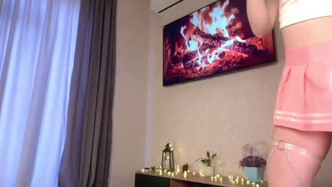 Dana online show from May 6, 3:18 pm