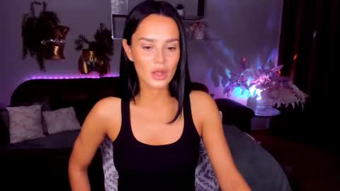 DanaMiers online show from June 8, 3:51 am