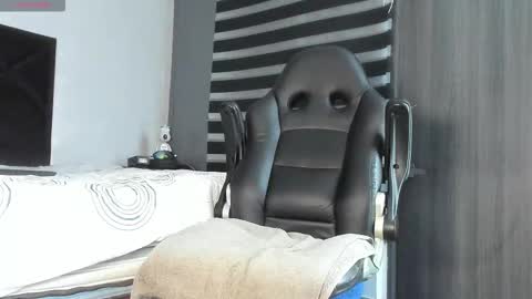 Dancel online show from November 23, 9:57 pm