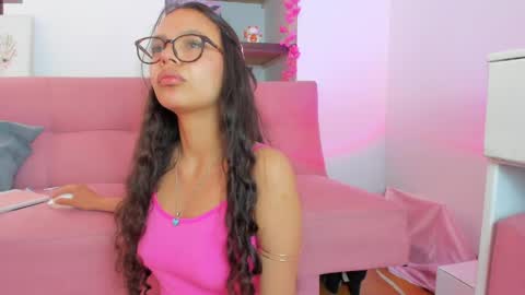 Danesa online show from April 14, 10:35 pm