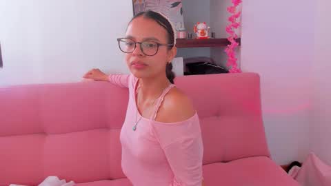 Danesa online show from March 11, 9:07 pm