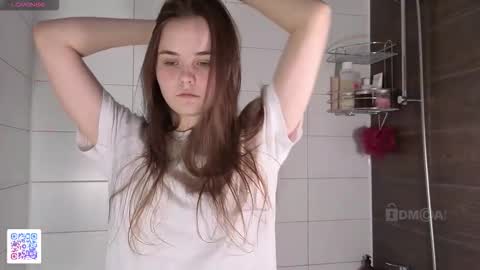 Snapshot of dangerouss_lady chatting on October 31, 3:45 pm Eva online show from October 31, 3:45 pm