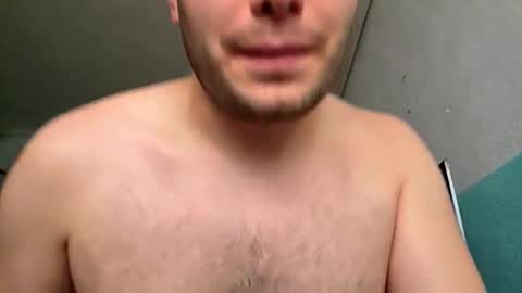 dangreyc4 online show from March 7, 12:49 pm