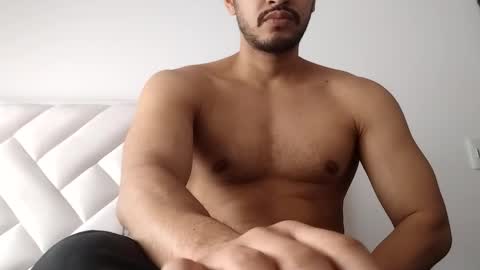 dani587378 online show from February 11, 5:40 pm