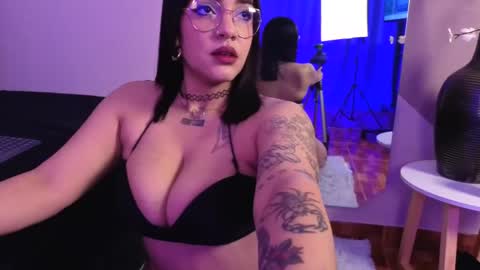 dania22_ online show from June 4, 3:51 pm