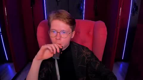 Daniel online show from July 24, 4:04 pm