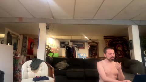 Snapshot of danielartbigd chatting on December 30, 6:20 am Daniel online show from December 30, 6:20 am