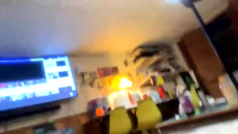 Snapshot of danielartbigd chatting on December 27, 10:01 am Daniel online show from December 27, 10:01 am