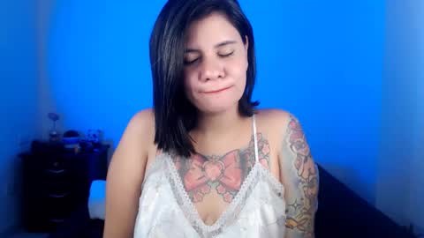 daniellerain online show from January 10, 4:12 am