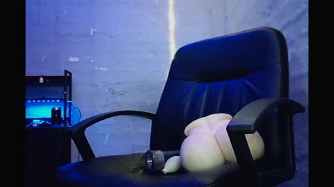 Danielscock420 online show from April 22, 4:08 am