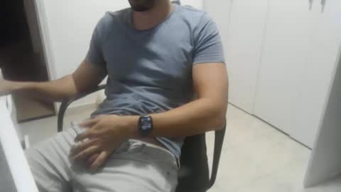 daniell sexy body online show from November 24, 3:33 pm