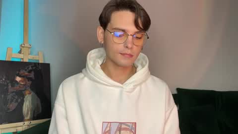 danieltuckerr online show from October 13, 11:18 pm