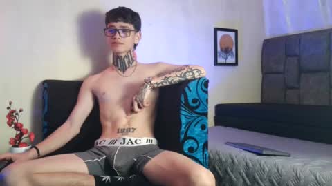 Snapshot of dann_brown chatting on March 12, 6:00 pm Dann Brown online show from March 12, 6:00 pm