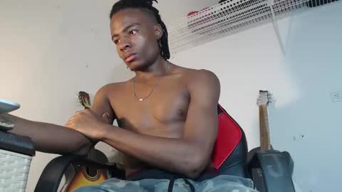 dann_hill_1 online show from February 14, 2:50 am