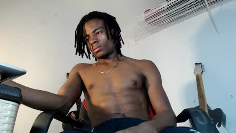 dann_hill_1 online show from February 8, 12:38 am