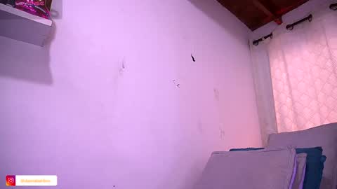 Snapshot of dannaberlin chatting on October 20, 7:19 pm Danna Berlin online show from October 20, 7:19 pm