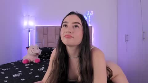 Snapshot of dannate1 chatting on February 1, 11:48 pm danna  online show from February 1, 11:48 pm