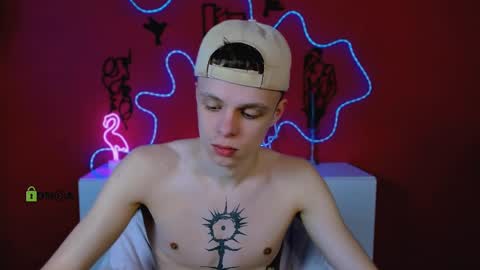 danny_dark1 online show from April 10, 11:37 am