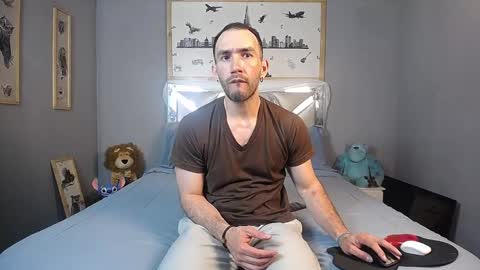 Danny and Alex online show from September 28, 7:28 am