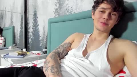 Snapshot of danny_love01 chatting on February 15, 4:23 pm danny online show from February 15, 4:23 pm