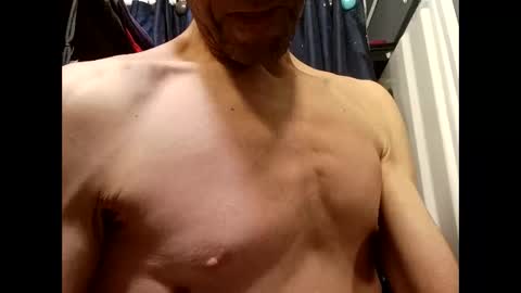 dannyboy8423 online show from May 11, 3:46 am