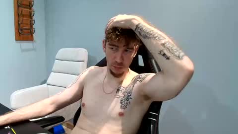 Snapshot of dannythreeyway chatting on September 14, 4:15 am DannyThreeWay online show from September 14, 4:15 am