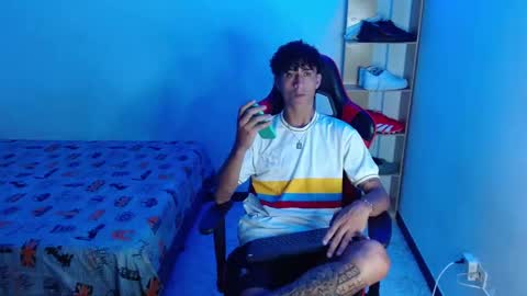 Dante online show from November 19, 2:55 am