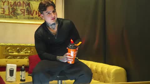 Dante coppola online show from April 25, 12:02 am