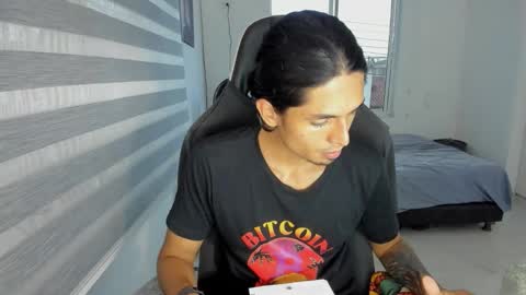 X Dante7373574 online show from February 24, 11:08 pm