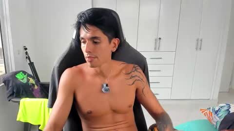 X Dante7373574 online show from March 27, 9:16 pm