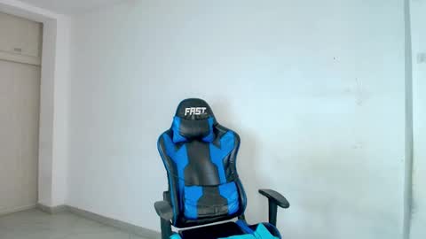 Dantraxx online show from February 23, 8:33 pm