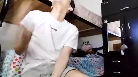 Daniel online show from April 19, 9:17 pm