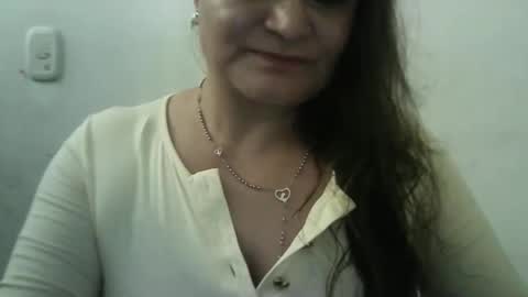 dapnne online show from March 18, 3:51 pm