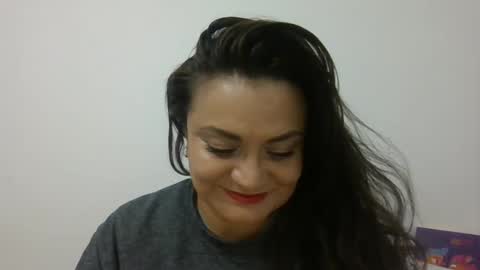 dapnne online show from March 11, 6:52 pm