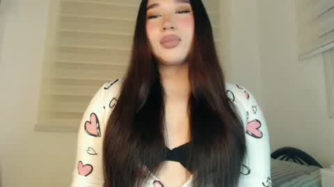 DARCY online show from June 11, 4:49 pm