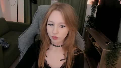 Daria Tate online show from April 22, 12:56 pm