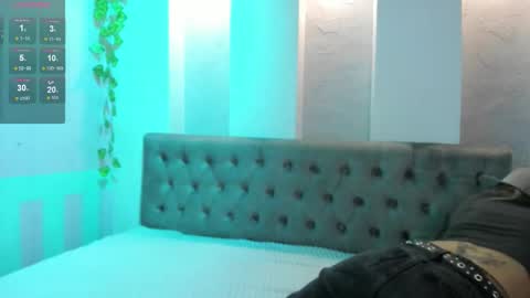 dark_dominika online show from March 25, 8:04 pm