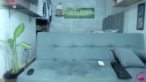 dark_dominion online show from January 17, 2:54 am