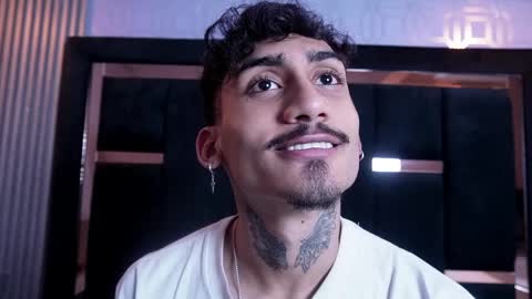 Sr. Eros online show from April 19, 3:51 am