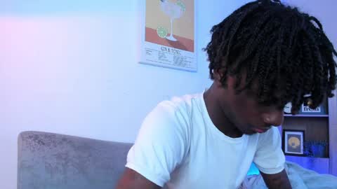 dark_fantasy9 online show from April 10, 3:45 am