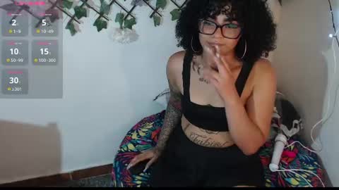 dark_flama online show from June 10, 1:49 am