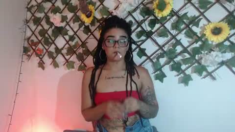 dark_flama online show from July 4, 12:48 am