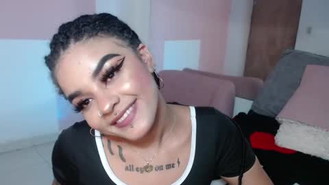 dark_flama online show from March 25, 12:17 am