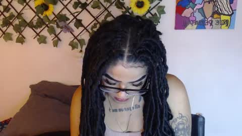 dark_flama online show from July 9, 12:03 am