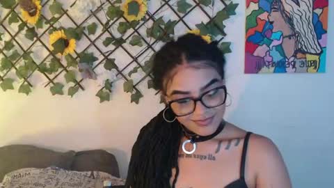 dark_flama online show from July 18, 9:28 pm
