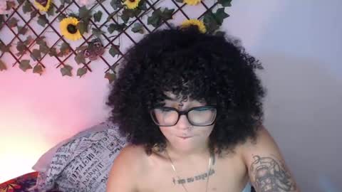 dark_flama online show from July 31, 11:50 pm