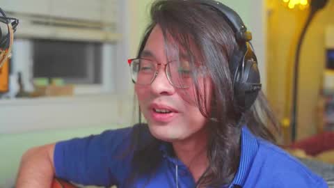 dark jealousisi online show from October 31, 7:20 am