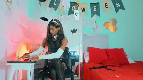 Snapshot of darkcandyboy chatting on October 23, 1:01 pm darkcandyboy online show from October 23, 1:01 pm
