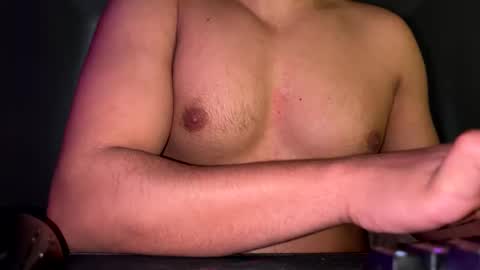 darklight69s25 online show from April 14, 6:33 pm